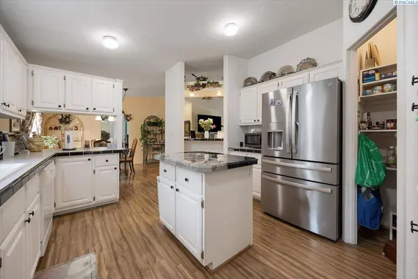 59104 E Main Pr Se, Benton City, WA 99320