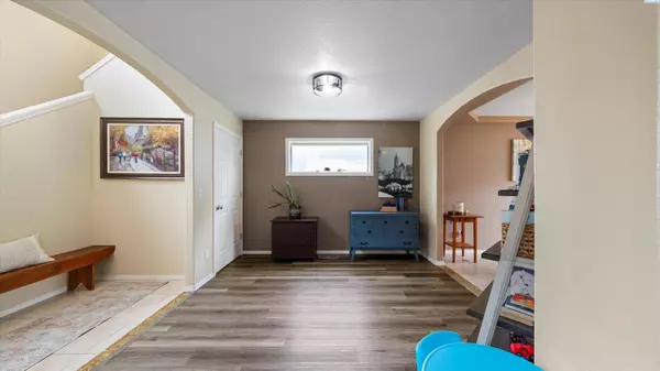 5507 Monica St., West Richland, WA 99353