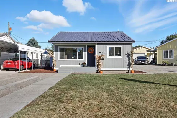 910 Wright Avenue, Richland, WA 99352