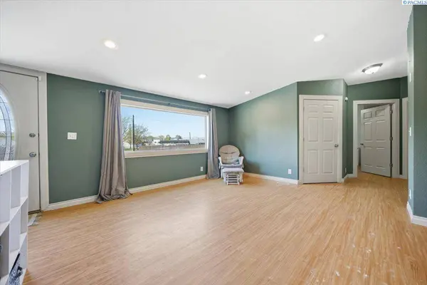 1041 S Gum St., Kennewick, WA 99337