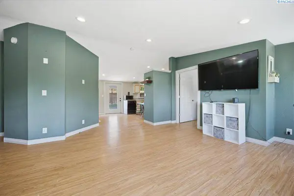 1041 S Gum St., Kennewick, WA 99337