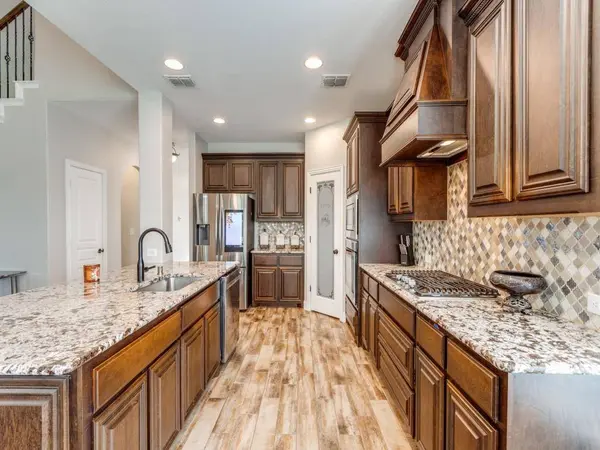 1605 Barnard Lane, Savannah, TX 76227