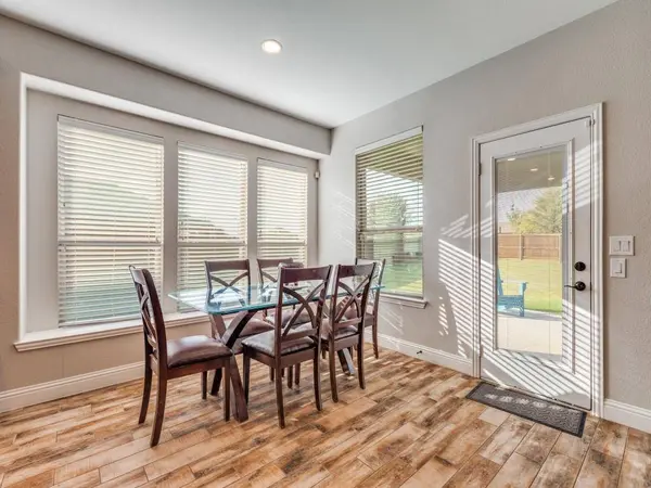 1605 Barnard Lane, Savannah, TX 76227