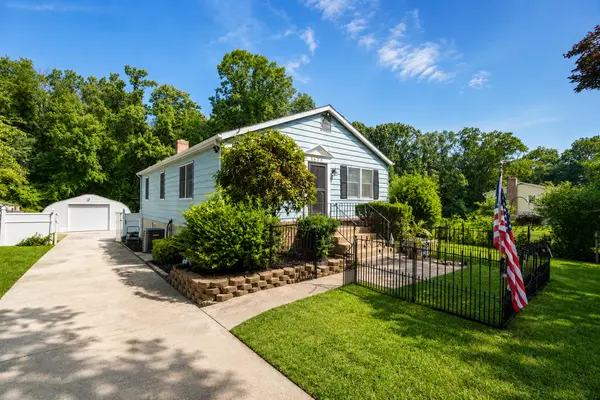 8623 Park Ave, Bowie, MD 20720-3698