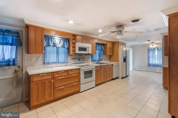 1112 OAK VIEW DR, Crownsville, MD 21032