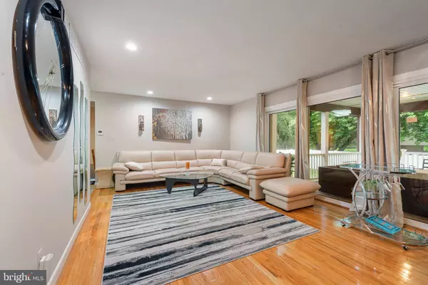 2000 JOLLY RD, Baltimore, MD 21209