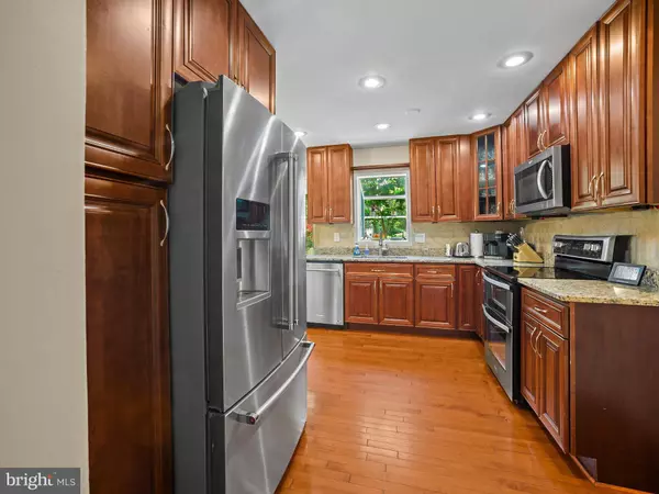 14105 PLEASANT VIEW DR, Bowie, MD 20720