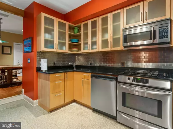 204 E MONTGOMERY ST, Baltimore, MD 21230