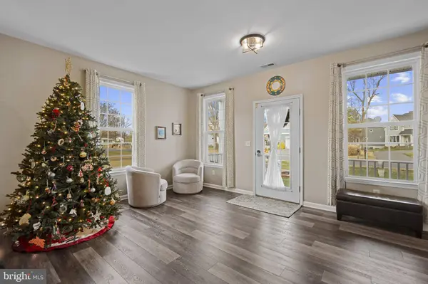 4220 KINGS RD, Edgewater, MD 21037