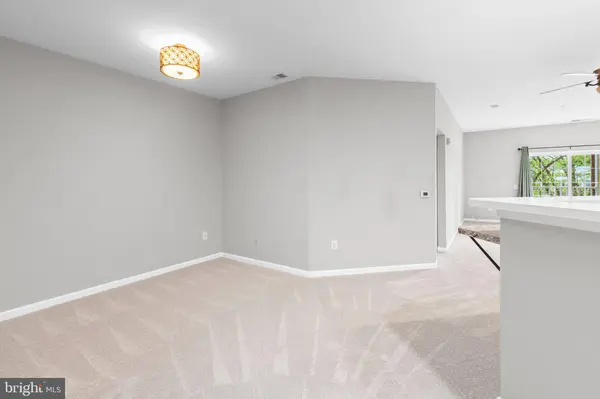 2607 CHAPEL LAKE DR #107, Gambrills, MD 21054