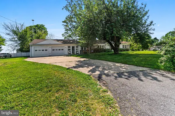 8214 PEMBROOK CT, Frederick, MD 21704