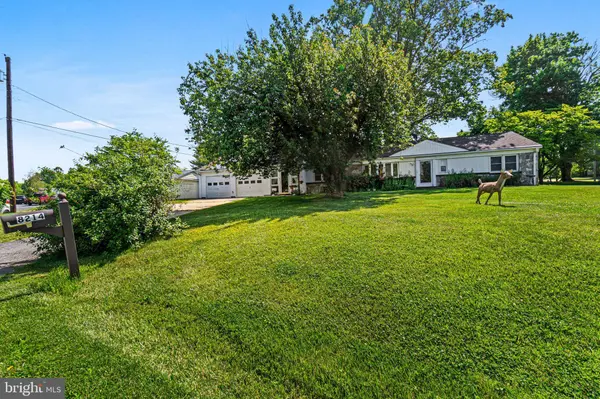 8214 PEMBROOK CT, Frederick, MD 21704