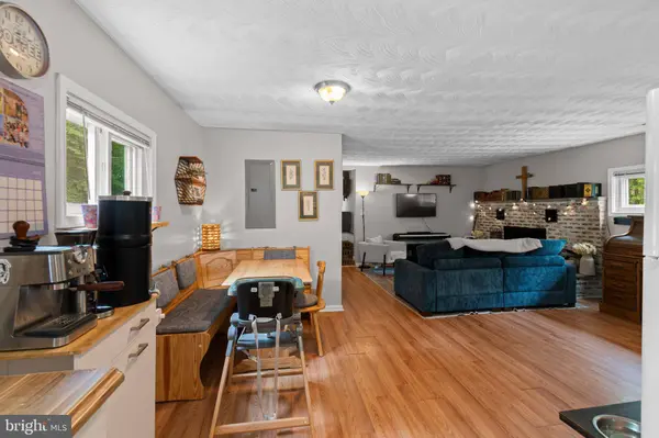 17713 QUEEN ANNE RD, Upper Marlboro, MD 20774