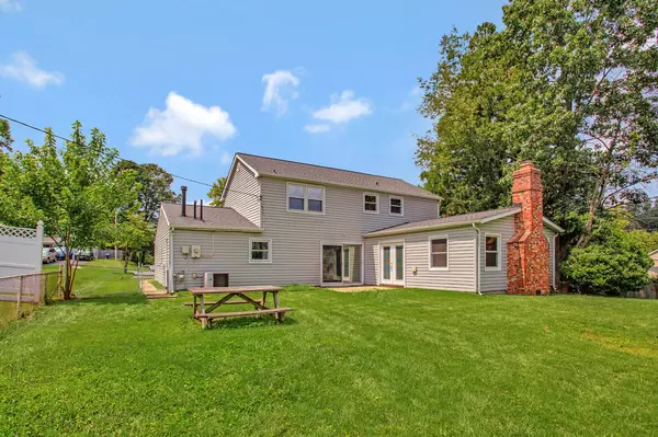 Bowie, MD 20715-3120,12429 Shadow Ln