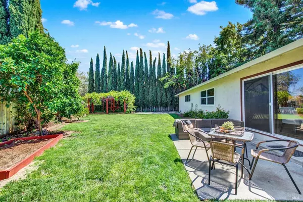 3033 Vista Grande, Fairfield, CA 94534