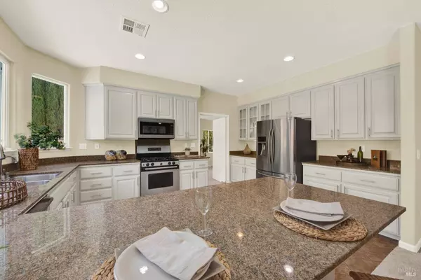 2128 Fieldcrest AVE, Fairfield, CA 94534