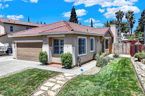888 Sapphire CIR, Vacaville, CA 95687