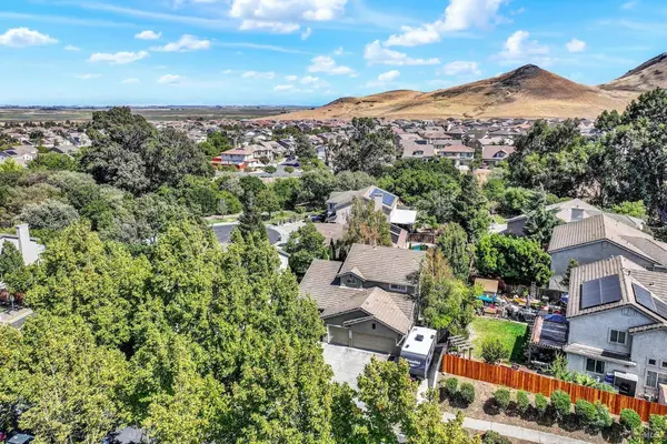 S 4829 Ridgefield WAY, Fairfield, CA 94534
