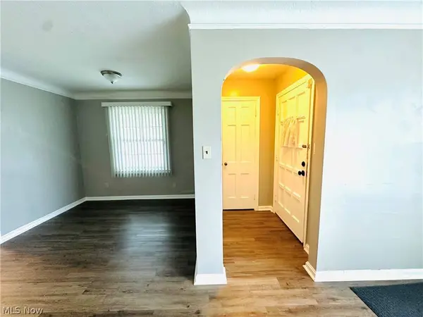 4102 Colony RD, South Euclid, OH 44121