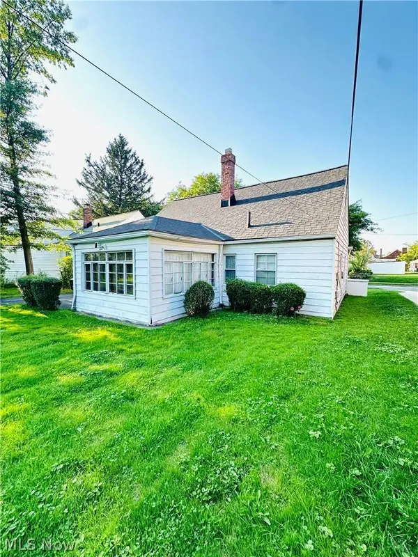 4102 Colony RD, South Euclid, OH 44121