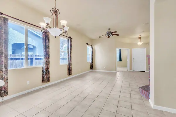 9618 Brindle CT, Elk Grove, CA 95757