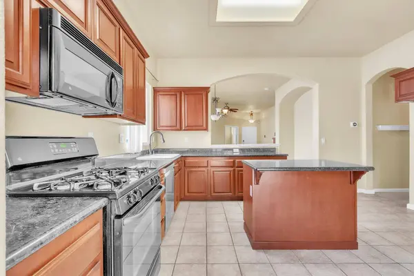 9618 Brindle CT, Elk Grove, CA 95757