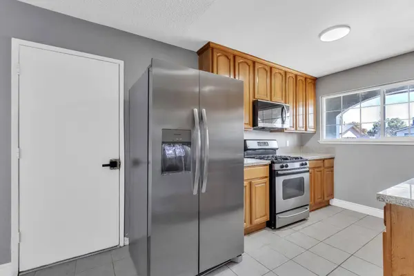 8141 Schoonover ST, Elverta, CA 95626