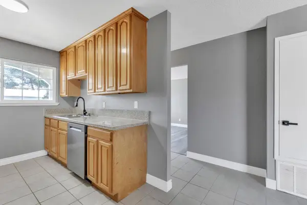 8141 Schoonover ST, Elverta, CA 95626