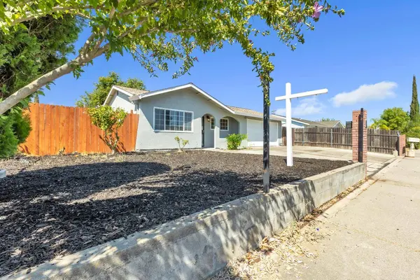 8141 Schoonover ST, Elverta, CA 95626