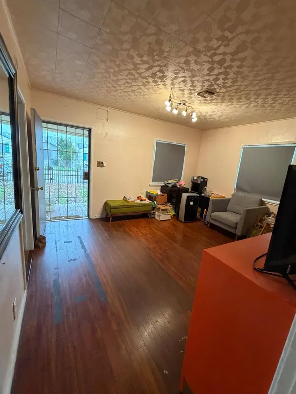 2730 Berger AVE, Sacramento, CA 95815