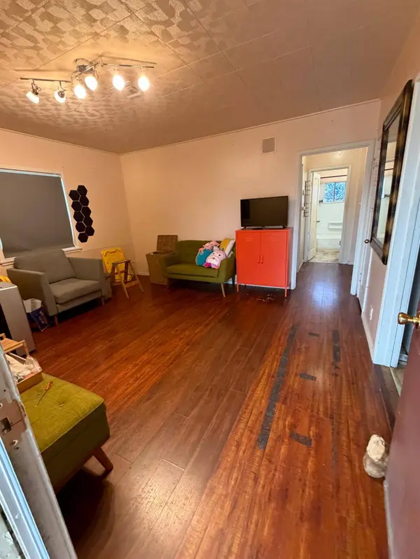 2730 Berger AVE, Sacramento, CA 95815