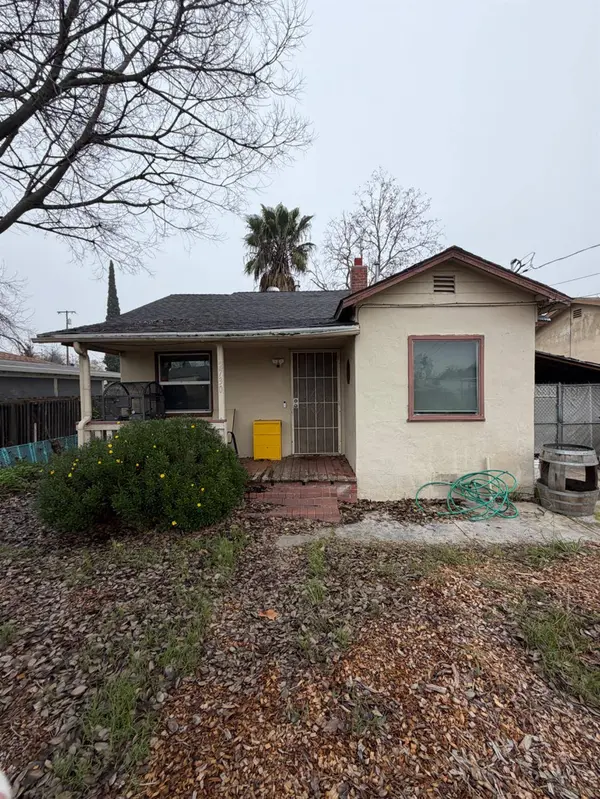2730 Berger AVE, Sacramento, CA 95815