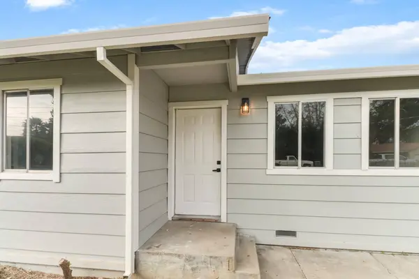 983 Kay ST, Olivehurst, CA 95961