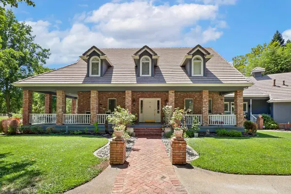 10910 Chambeau WAY, Elk Grove, CA 95624