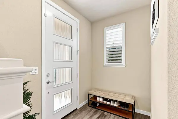 4312 Ocean LN, Elk Grove, CA 95757