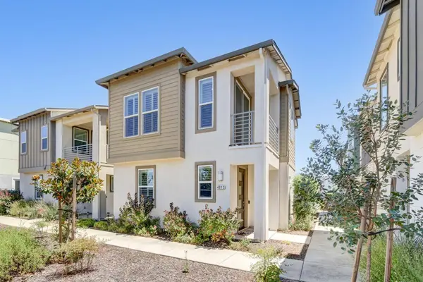 4312 Ocean LN, Elk Grove, CA 95757
