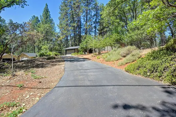 15798 Tippy WAY, Grass Valley, CA 95949