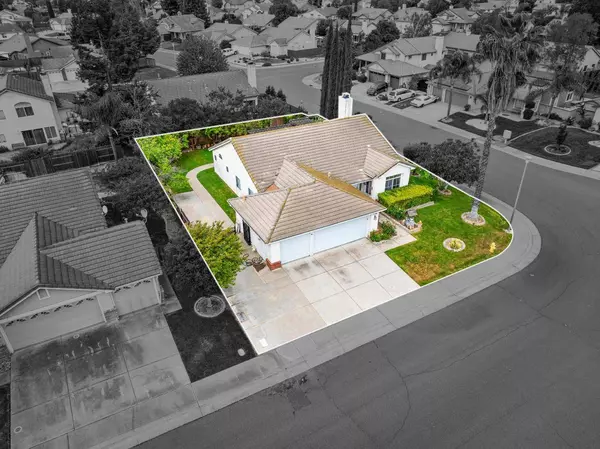 1054 Starbrook DR, Galt, CA 95632