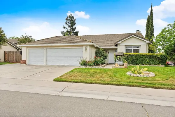 1054 Starbrook DR, Galt, CA 95632