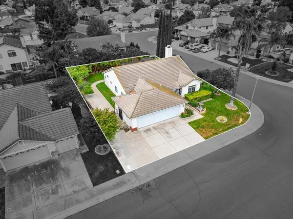 1054 Starbrook DR, Galt, CA 95632