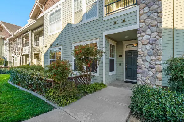 9615 Coney Island CIR #103, Elk Grove, CA 95758