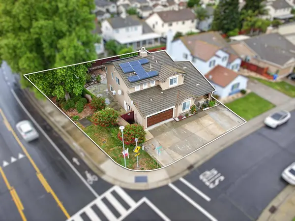 8252 Crichton WAY, Elk Grove, CA 95758