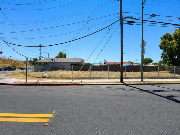 0 East CT, San Jose, CA 95112