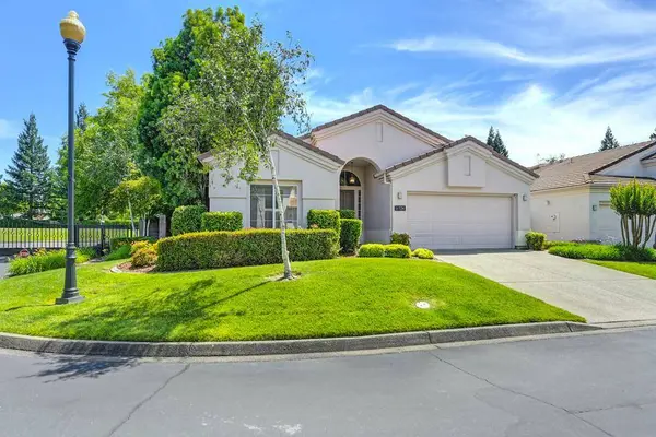 11724 Gold Parke LN, Gold River, CA 95670