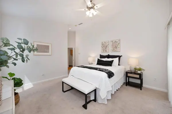 11724 Gold Parke LN, Gold River, CA 95670