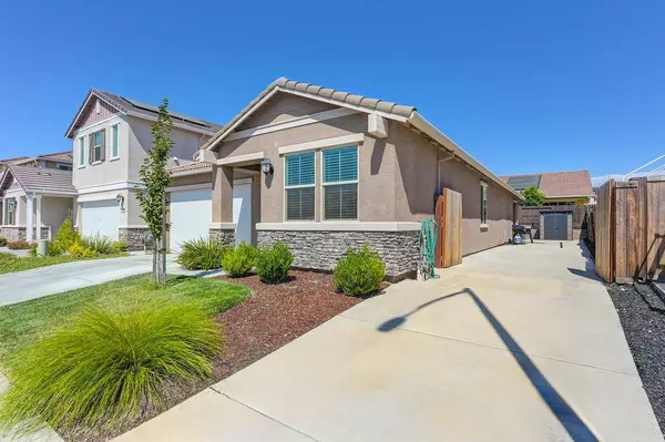 7808 Nutmeg LN, Antelope, CA 95843