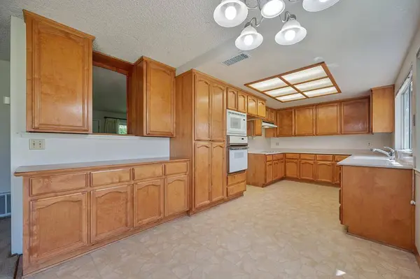 8209 Olivine AVE, Citrus Heights, CA 95610