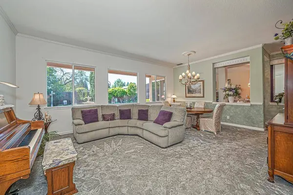 1858 Chloe CT, Yuba City, CA 95993