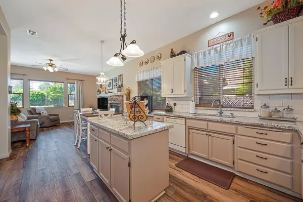 1858 Chloe CT, Yuba City, CA 95993