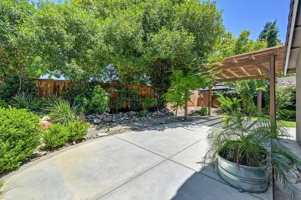 10782 Basie WAY, Rancho Cordova, CA 95670